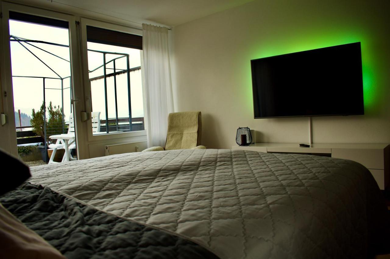 Appartement Mit Herrlicher Aussicht Uebers Murgtal 바이에르스브론 외부 사진
