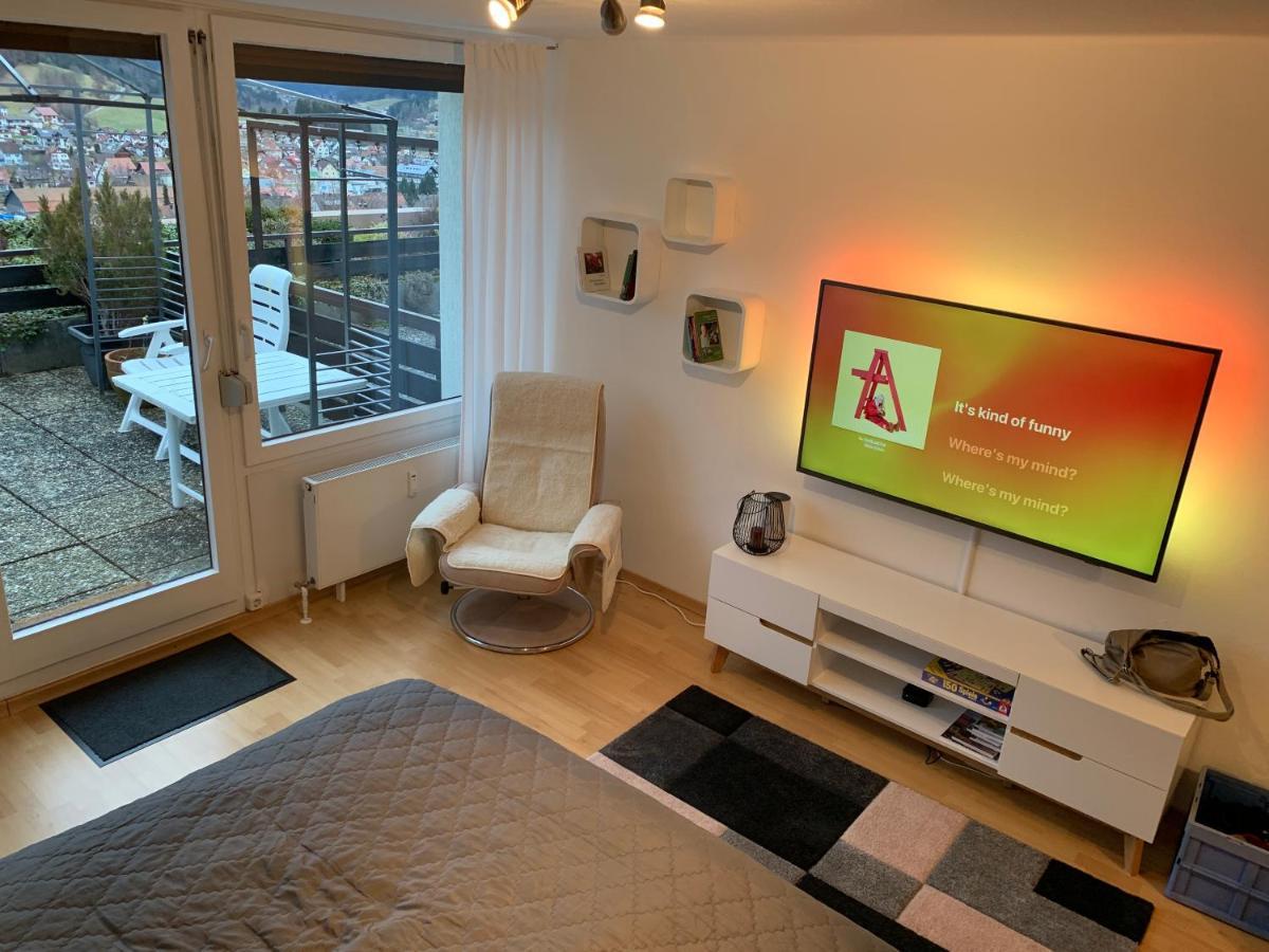 Appartement Mit Herrlicher Aussicht Uebers Murgtal 바이에르스브론 외부 사진